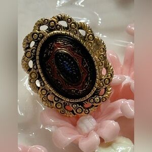 Vintage Sarah Coventry - Gold and Black Ornate Ring